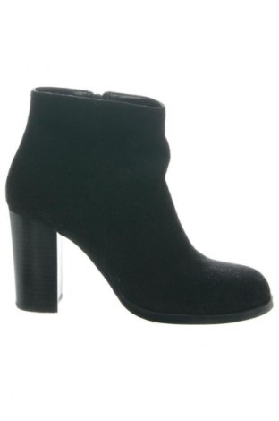 Dámské poltopánky Buffalo, Veľkosť 40, Farba Čierna, Cena  71,61 €