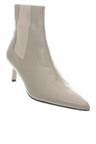 Női bokacsizma Calvin Klein, Méret 37, Szín Ekrü
, Ár 60 089 Ft