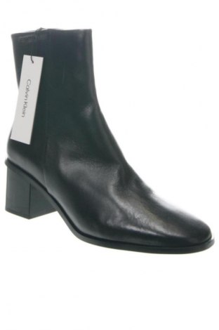 Botine de damă Calvin Klein, Mărime 39, Culoare Negru, Preț 844,99 Lei