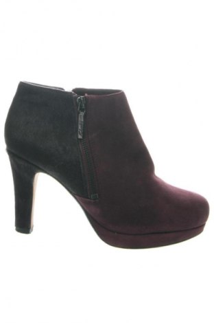 Női bokacsizma Clarks, Méret 37, Szín Piros, Ár 39 412 Ft