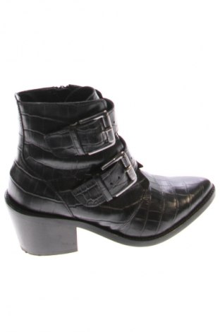 Dámské poltopánky Gusto, Veľkosť 36, Farba Čierna, Cena  51,70 €