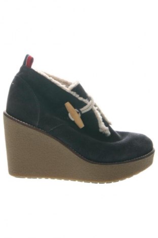 Дамски боти Tommy Hilfiger, Размер 39, Цвят Син, Цена 189,87 лв.