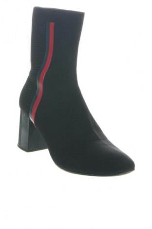 Dámské poltopánky Tommy Hilfiger, Veľkosť 38, Farba Čierna, Cena  55,79 €