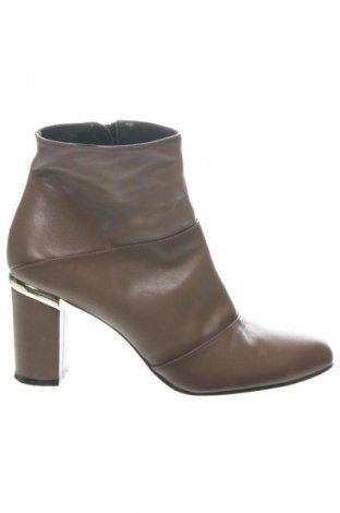 Damskie botki Unbranded, Rozmiar 40, Kolor Beżowy, Cena 338,51 zł