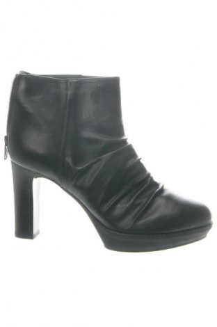 Дамски боти Unbranded, Размер 37, Цвят Черен, Цена 77,00 лв.