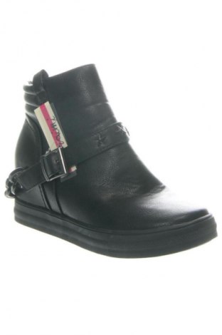 Botine de damă Unbranded, Mărime 39, Culoare Negru, Preț 202,63 Lei