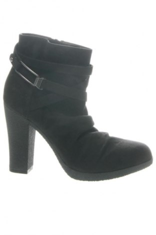 Дамски боти Unbranded, Размер 38, Цвят Черен, Цена 77,00 лв.