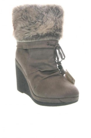 Дамски боти Unbranded, Размер 37, Цвят Бежов, Цена 77,00 лв.