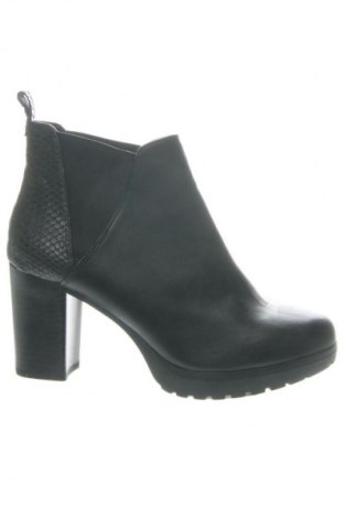 Дамски боти Unbranded, Размер 37, Цвят Черен, Цена 77,00 лв.