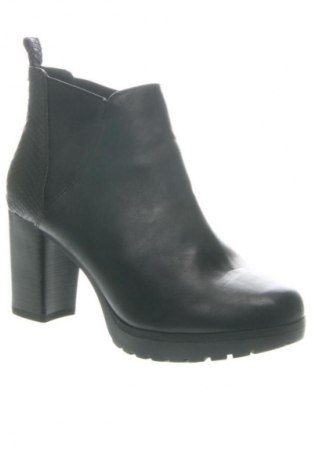 Дамски боти Unbranded, Размер 37, Цвят Черен, Цена 77,00 лв.