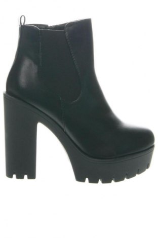 Дамски боти Unbranded, Размер 38, Цвят Черен, Цена 77,00 лв.