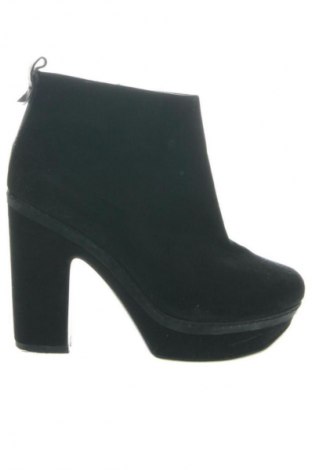 Női bokacsizma Zara, Méret 38, Szín Fekete, Ár 8 200 Ft