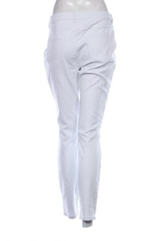 Дамски дънки Arizona, Размер XL, Цвят Бял, Цена 46,99 лв.