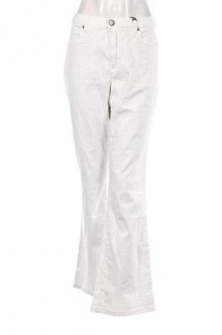 Дамски дънки Arizona, Размер XL, Цвят Бял, Цена 46,99 лв.