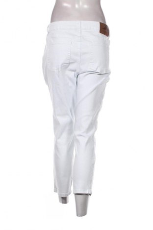 Damskie jeansy Arizona, Rozmiar XL, Kolor Biały, Cena 99,99 zł