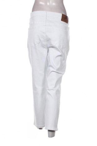 Дамски дънки Arizona, Размер XXL, Цвят Бял, Цена 46,99 лв.