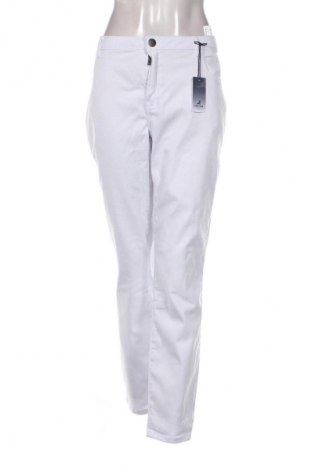 Damskie jeansy Arizona, Rozmiar XXL, Kolor Biały, Cena 123,99 zł