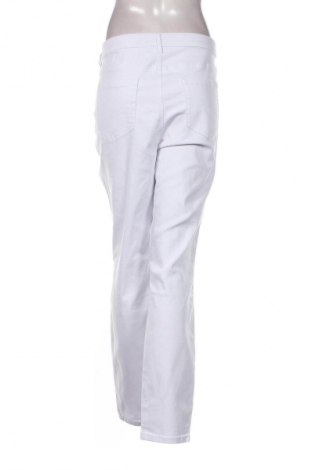 Damskie jeansy Arizona, Rozmiar XXL, Kolor Biały, Cena 123,99 zł