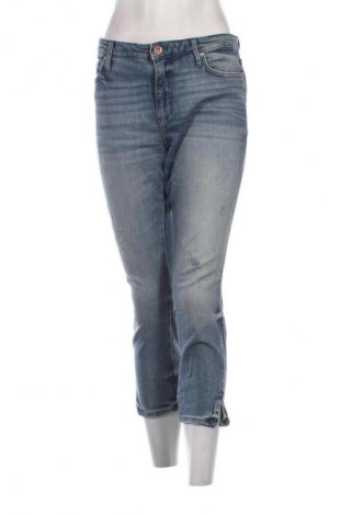 Damskie jeansy Armani Exchange, Rozmiar L, Kolor Niebieski, Cena 314,94 zł