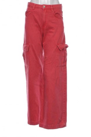 Damskie jeansy Bershka, Rozmiar S, Kolor Czerwony, Cena 67,41 zł