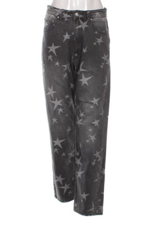 Damskie jeansy Bershka, Rozmiar S, Kolor Kolorowy, Cena 66,39 zł