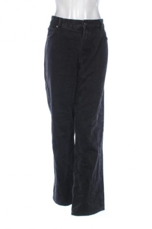 Damskie jeansy Bershka, Rozmiar XL, Kolor Czarny, Cena 66,67 zł