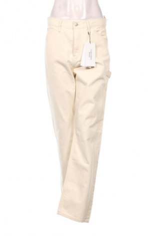 Női farmernadrág Calvin Klein Jeans, Méret M, Szín Ekrü
, Ár 30 899 Ft