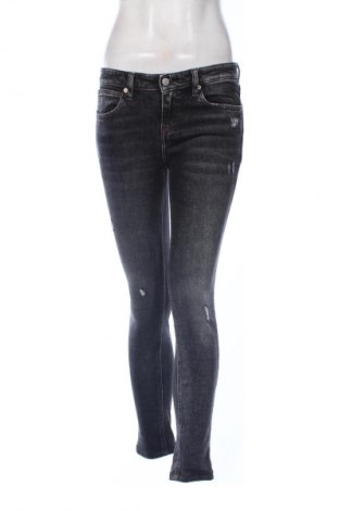 Damskie jeansy Calvin Klein Jeans, Rozmiar M, Kolor Czarny, Cena 156,32 zł