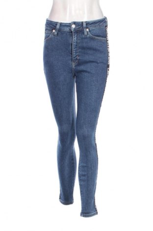 Dámske džínsy  Calvin Klein Jeans, Veľkosť S, Farba Modrá, Cena  36,08 €
