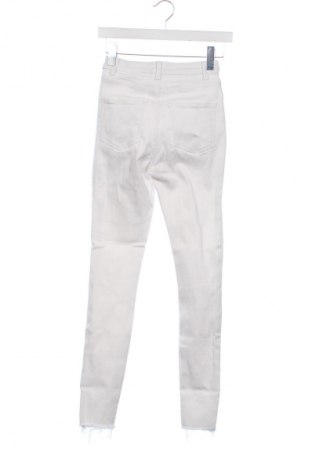 Damskie jeansy Denim Co., Rozmiar XS, Kolor Biały, Cena 66,39 zł