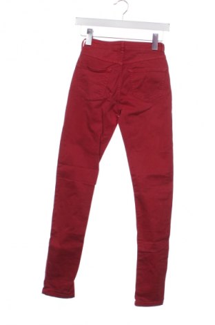 Damskie jeansy Desigual, Rozmiar XS, Kolor Czerwony, Cena 170,78 zł