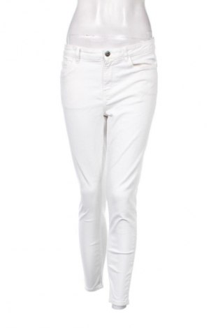 Damen Jeans Esmara, Größe M, Farbe Weiß, Preis 14,83 €