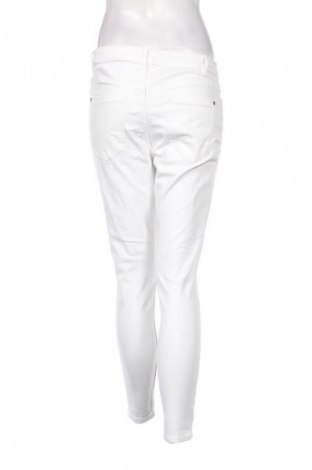 Damen Jeans Esmara, Größe M, Farbe Weiß, Preis 14,83 €