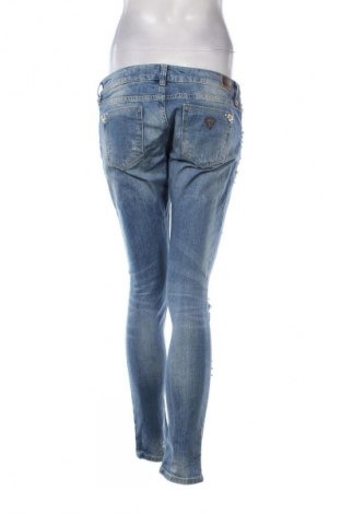 Дамски дънки Guess, Размер L, Цвят Син, Цена 74,82 лв.