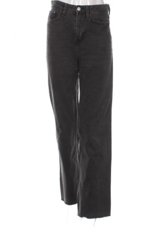 Γυναικείο Τζίν H&M, Μέγεθος S, Χρώμα Μαύρο, Τιμή 14,77 €