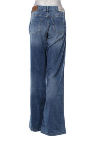 Dámske džínsy  Herrlicher, Veľkosť XL, Farba Modrá, Cena  107,95 €