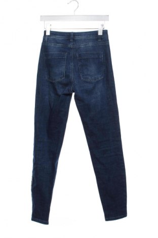 Damskie jeansy Karen Millen, Rozmiar M, Kolor Niebieski, Cena 188,51 zł