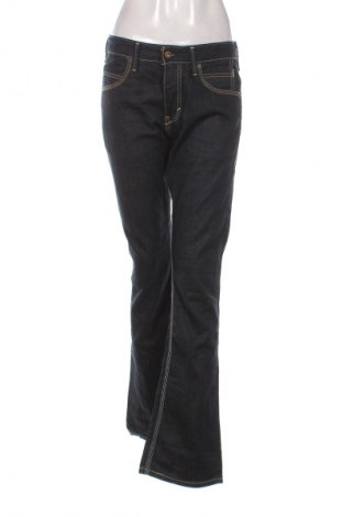 Дамски дънки Levi's, Размер M, Цвят Син, Цена 74,86 лв.