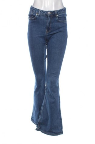 Blugi de femei Mango, Mărime M, Culoare Albastru, Preț 89,47 Lei