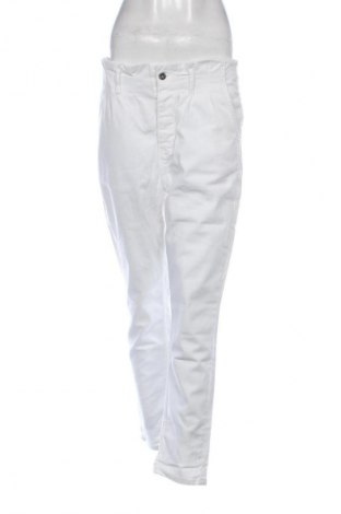 Damen Jeans Mohito, Größe L, Farbe Weiß, Preis 15,35 €