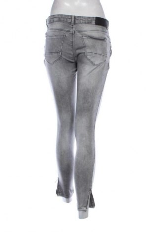 Női farmernadrág Noisy May, Méret S, Szín Szürke, Ár 5 319 Ft