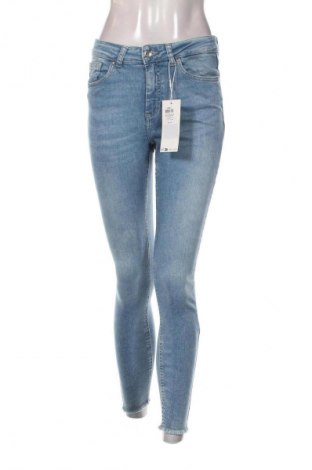 Дамски дънки ONLY, Размер M, Цвят Син, Цена 77,99 лв.