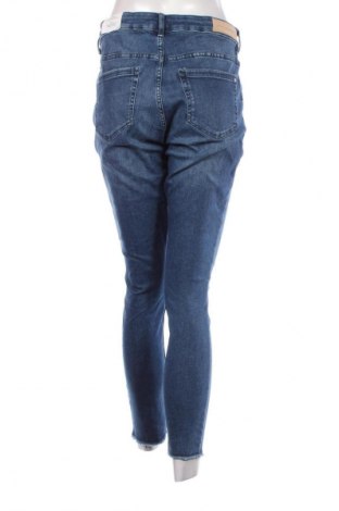 Dámske džínsy  ONLY Carmakoma, Veľkosť XL, Farba Modrá, Cena  46,95 €