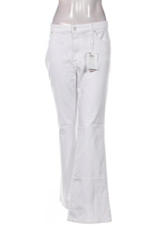 Damen Jeans ONLY Carmakoma, Größe XXL, Farbe Weiß, Preis 51,99 €