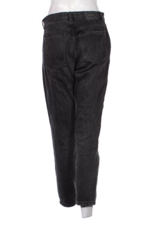 Dámské džíny  Pull&Bear, Velikost M, Barva Šedá, Cena  367,00 Kč