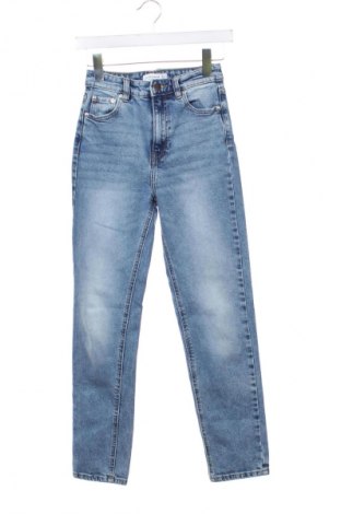 Dámske džínsy  Pull&Bear, Veľkosť XS, Farba Modrá, Cena  14,83 €