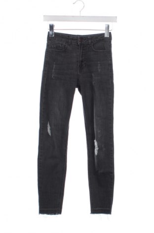 Női farmernadrág Pull&Bear, Méret XXS, Szín Szürke, Ár 5 776 Ft