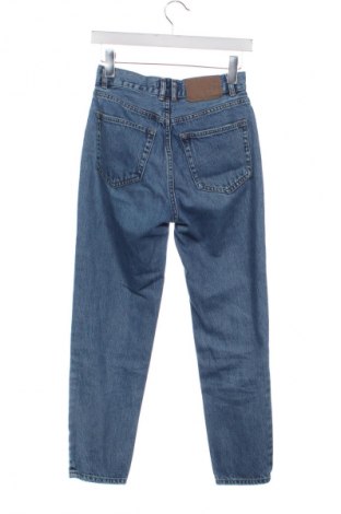 Дамски дънки Pull&Bear, Размер XS, Цвят Син, Цена 29,15 лв.