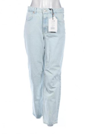 Дамски дънки Pull&Bear, Размер S, Цвят Син, Цена 30,99 лв.