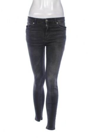 Damen Jeans Reserved, Größe S, Farbe Grau, Preis € 14,83